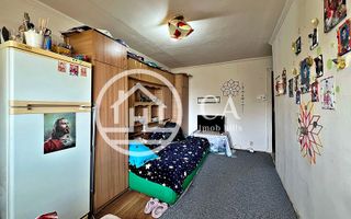 Garsonieră de vânzare în zona Velența, Oradea - Poză 2