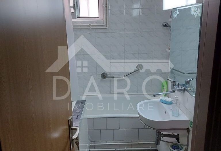 De inchiriat apartament 2 camere Tudor - Poză 6