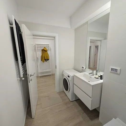 AP. 2 CAMERE GORJULUI, BLOC NOU, CENTRALA TERMICA, METROU 7 MINUTE - Poză 7