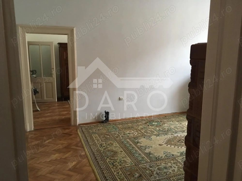 Vand casa in zona Cetatii Tg. Mures - Poză 2