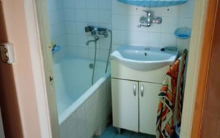 Apartament 2 camere zona Dacia cu Centrala si Garaj - Poză 6