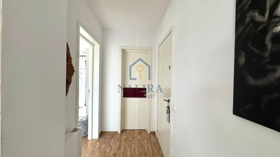 Apartament cu 3 camere de vanzare pe 2 nivele, spatios - Victoriei - Poză 2
