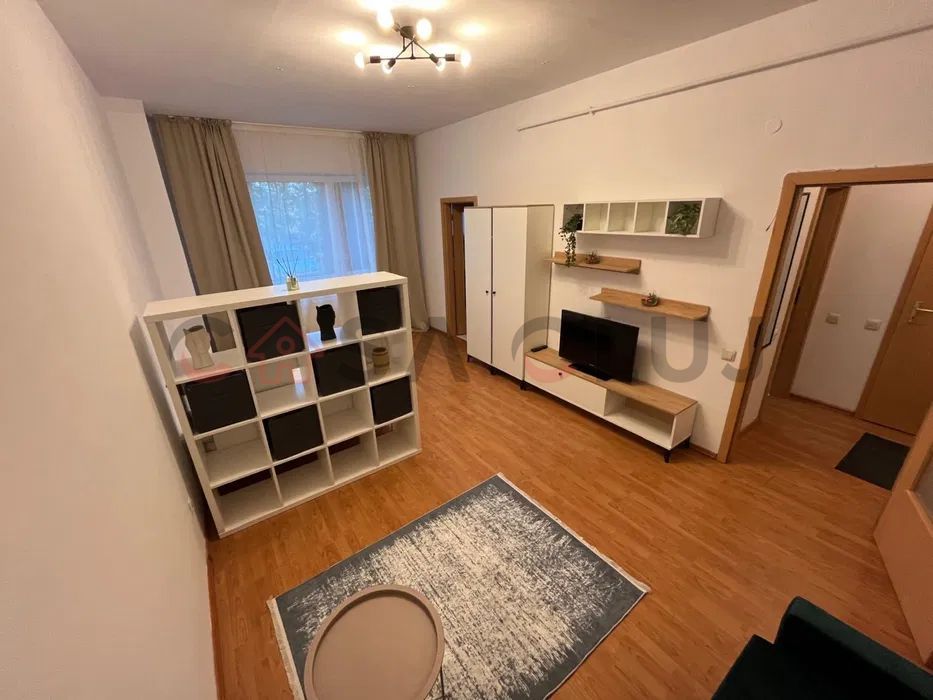 Decomandat, cameră spațioasă și acces rapid spre oraș – Petrom, Iris - Poză 1