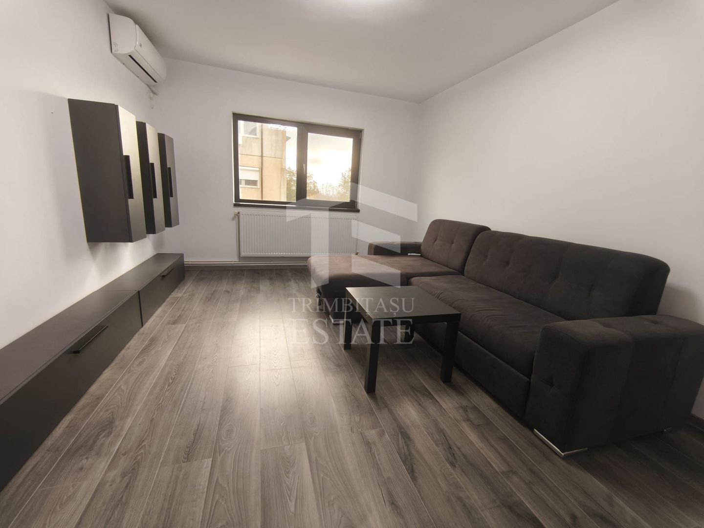 Apartament | 3 camere | Renovat complet | Mangalia - Poză 1