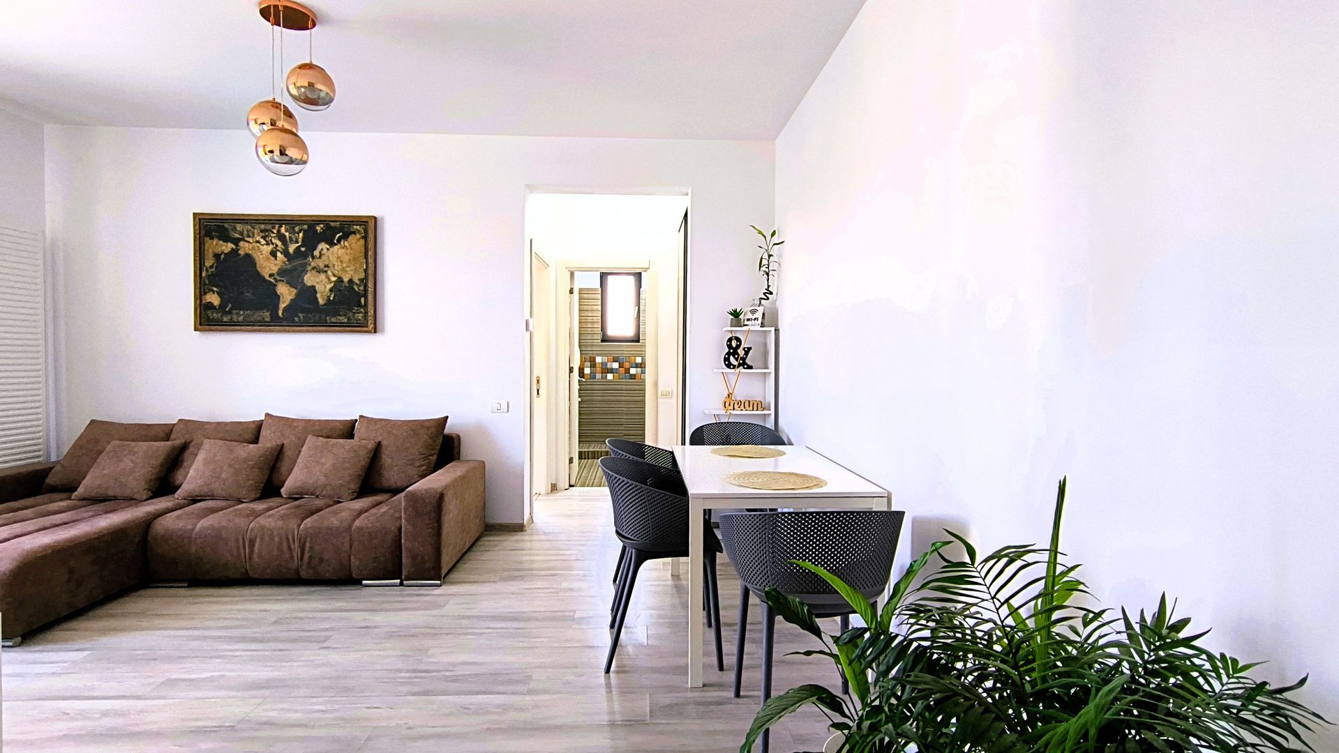 Năvodari | Apt 2 cam mobilat, 100m mare, regim hotelier + clienti - Poză 1