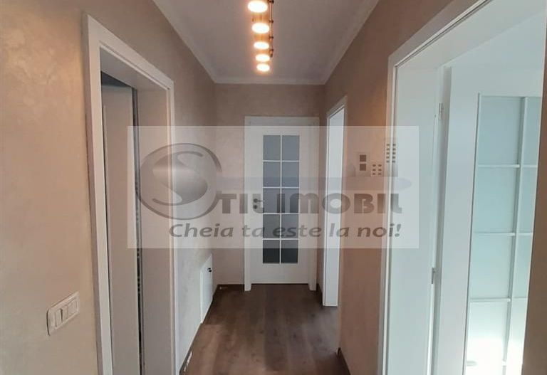Casa individuala P+1 cu piscina 5 camere BUCIUM - Poză 4