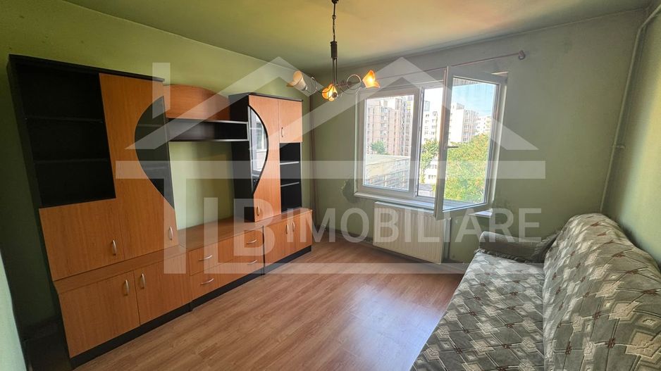 Apartament cu 3 camere, 66 mp, decomandat, Zona Fortuna - Poză 3