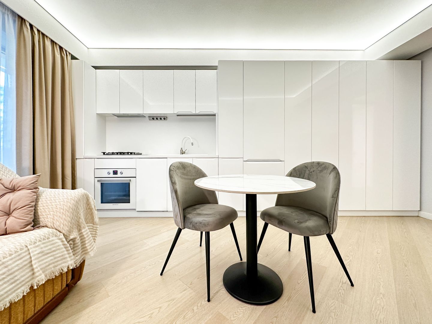 Apartament 2 camere – Cortina North, Faza I, Bloc B4 - Poză 5