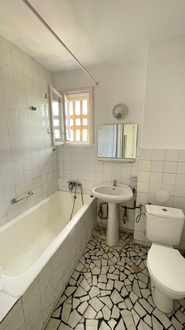 APARTAMENT LUMINOS METROU ZONA PIATA ROMANA - Poză 8