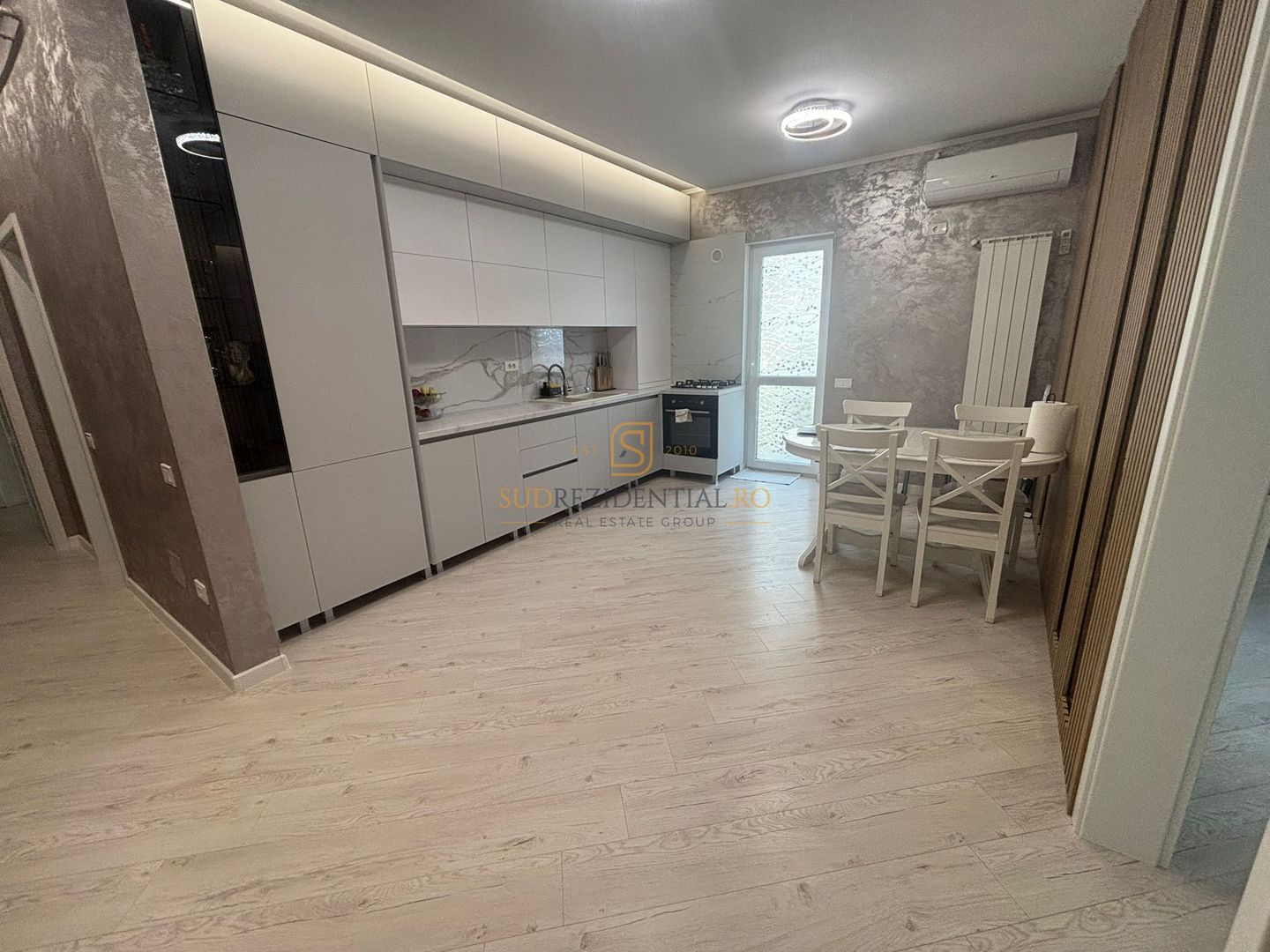 Apartament 3 camere de vanzare – 88.20 mp totali – parcare inclusa - Poză 1
