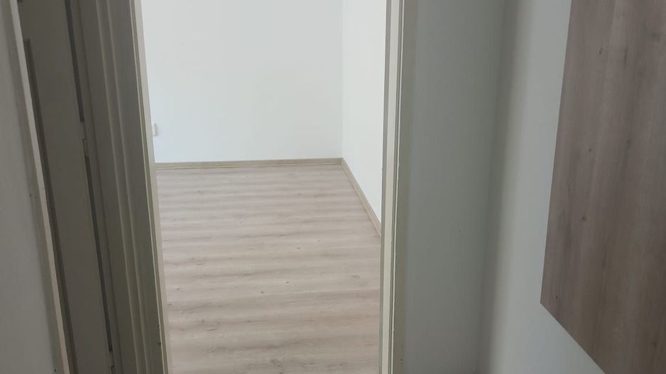 Apartament 2 camere zona Astra,strada Uranus - Poză 7