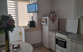 Garsonieră de închiriat | Trei Stejari, Sibiu | 42 mp, renovată - Poză 1