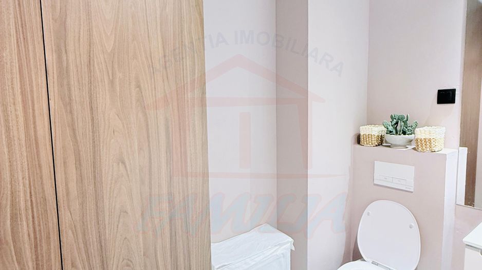 Inchiriere apartament semidecomandat 2 camere, Riviera by Viva - Poză 8