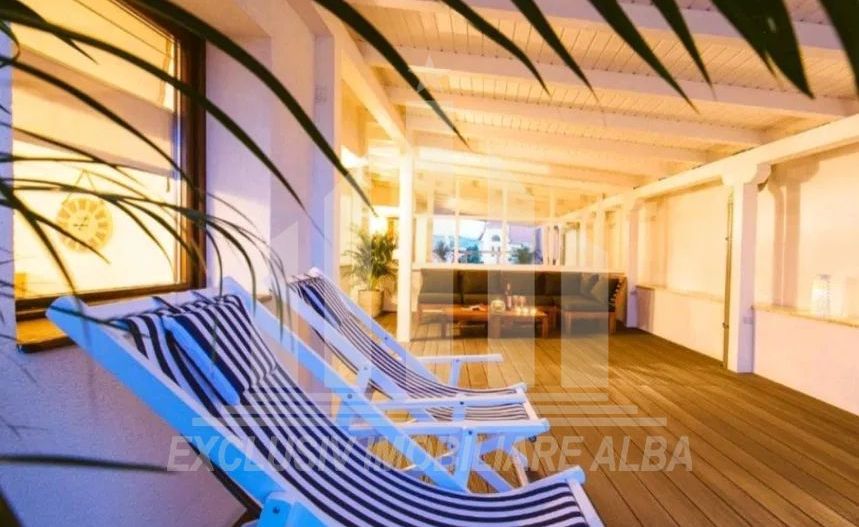 Apartament cu 3 camere de vanzare, Centru - Poză 9