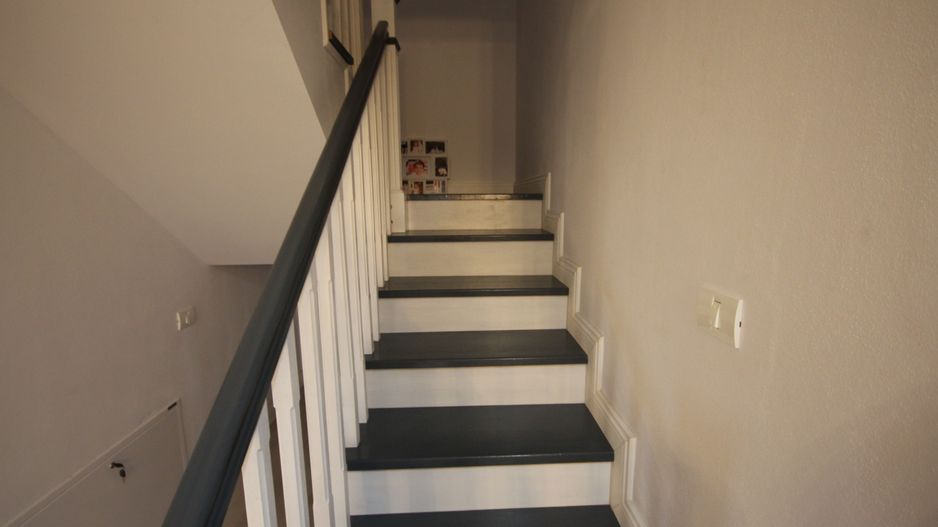 Modern si primitor - Poză 60