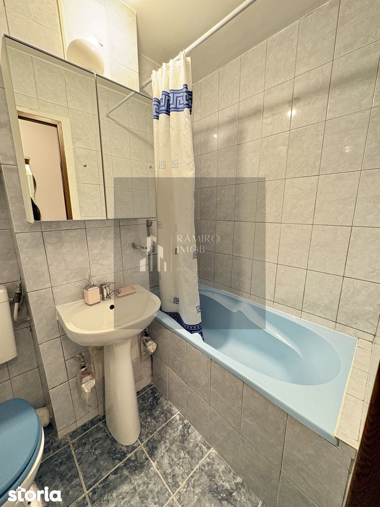2 camere decomandat - Strada Reșița /  Huedin - Poză 11