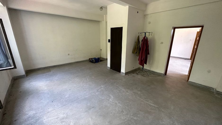 Proprietate compusă din 2 case - Poză 16