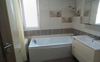 Apartament cu 3 camere de închiriat în Șelimbăr 75 mp + loc de parcare - Poză 5