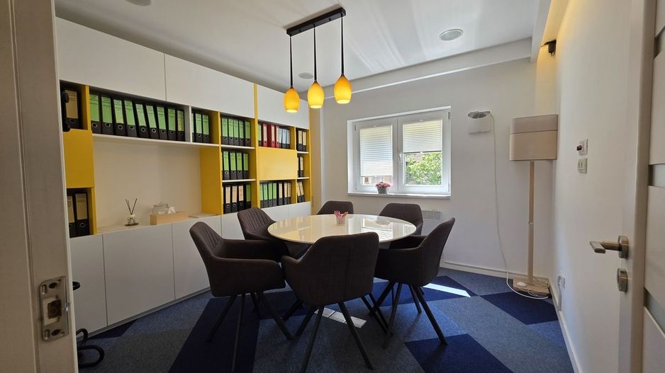 Apartament Emil Botta // Casa de Pensii - Poză 11