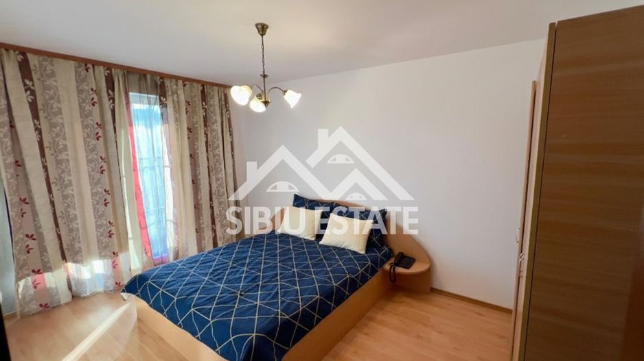 Apartament 3 Camere 87mp - Sibiu, Parcare, Curte Privată cu Foișor - Poză 3