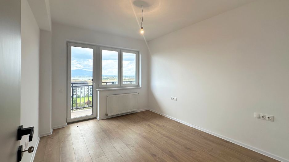 Apartament tip studio cu bucătăria mobilată zona Coresi Brasov - Poză 11