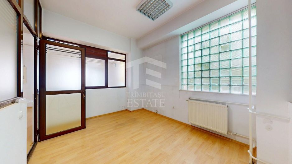 DAMAROAIA | Jiului | Chirie Casa 16 camere | 15 parcari + metrou 900m - Poză 26