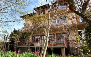 Casă individuală Buftea, 3.162 mp teren, ieșire spre lac - Poză 1