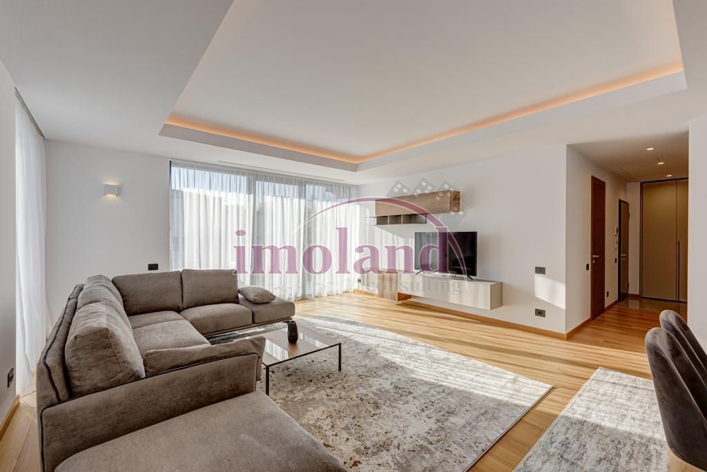 Inchiriere - apartament - 4 camere+terasa+loc parcare - Primaverii - Poză 2