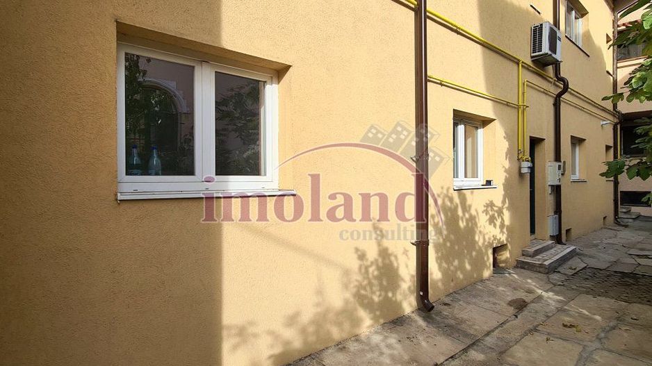 Apartament de vanzare in vila - 3 camere - central - Schiță 9