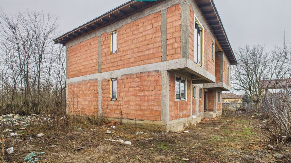Duplex confortabil și retras în Chisoda - Poză 1