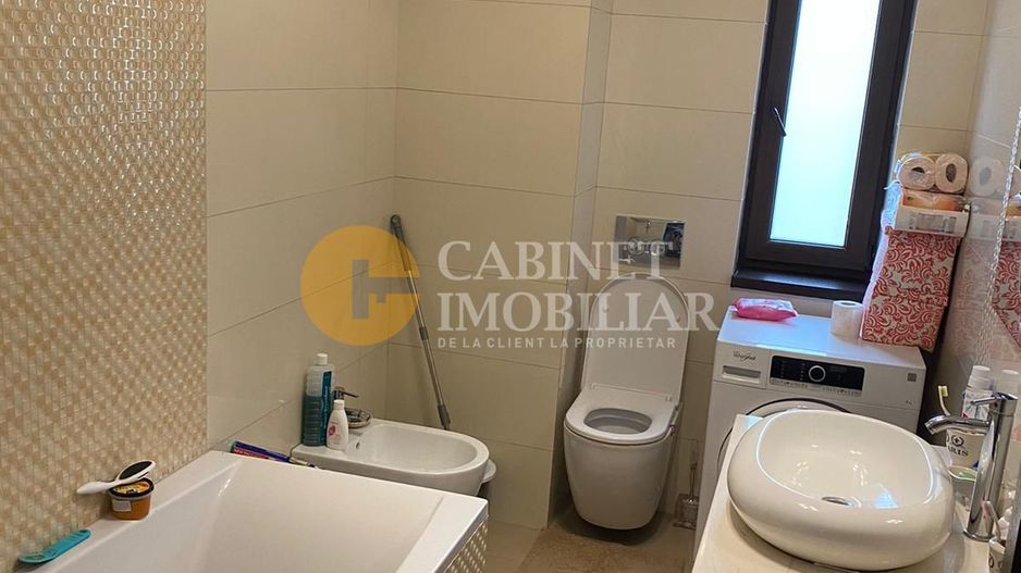 Cug -Providenta Etaj 2 Apartament cu 2 Camere Decomandat 52 mp - Poză 6