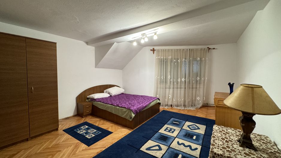 Casa S+P+2E - (posibilitate apartamentare) zona central - Poză 12