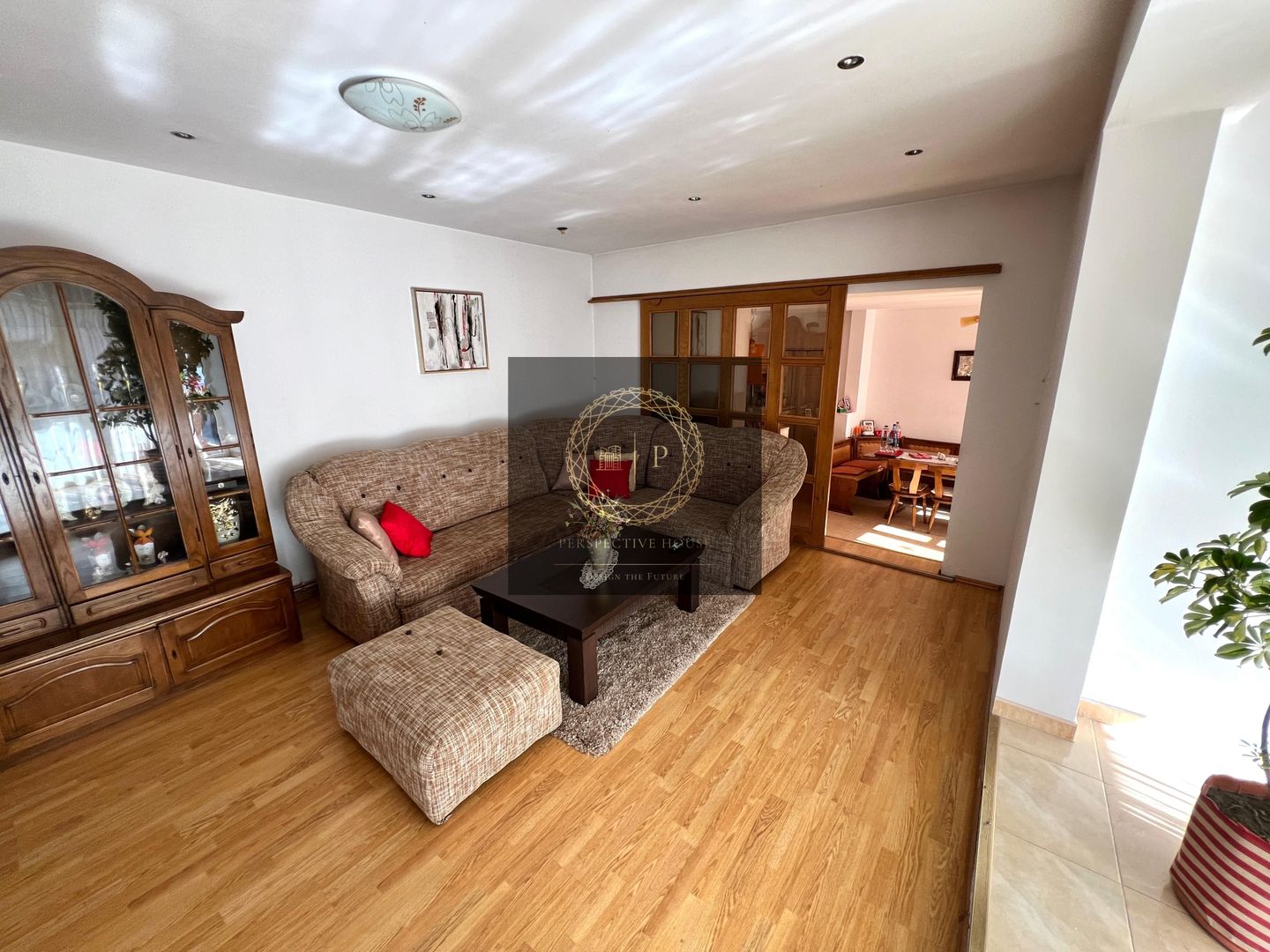 Casă pretabila 2 familii | 280 mp utili| 1350mp Teren | Garaj - Poză 8