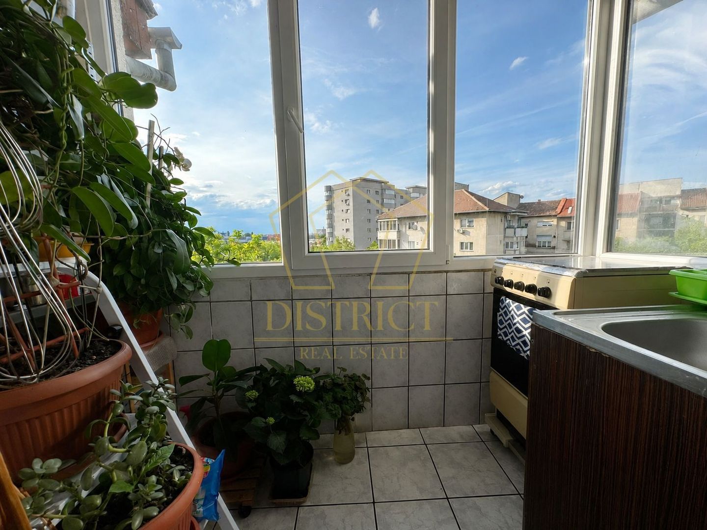 Apartament cu 3 camere decomandat | Calea Sagului - Poză 15
