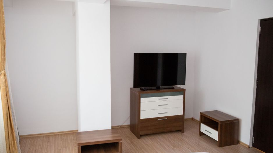 Direct Proprietar | Apartament 2 Camere | Zona Păcii Militari Parcare - Poză 4