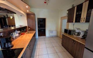 Vila S+P+M cu teren generos Dumbravita - Poză 9