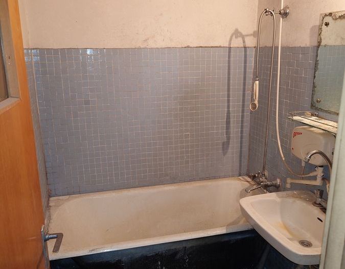 Apartament 4 camere necesita renovar, Chilia Veche, Drumul Taberei - Poză 8