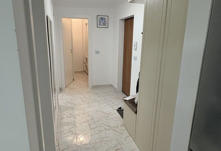 Apartament modern de vânzare în Giroc – mobilat și utilat complet! - Poză 1