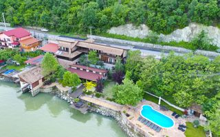 Pensiune de Lux pe Malul Dunării în Dubova - Poză 6