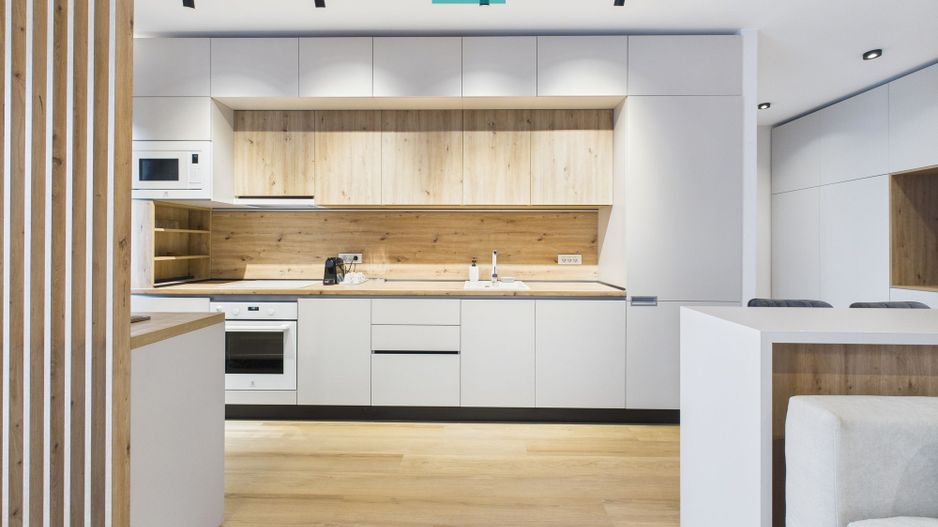 Apartament spațios, vedere și facilități premium - Poză 18