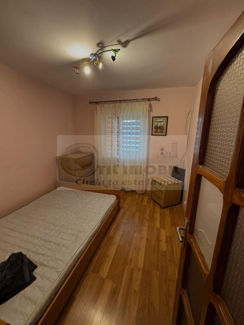 Apartament 3 camere – zona Nicolina(prima stație după Podul Ros) - Poză 4