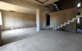 CASĂ CU 2 NIVELE – 136 m² | 4 DORMITOARE | 7 ARI ANENII NOI - Poză 5