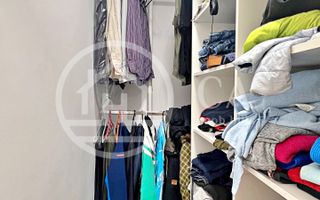 Apartament de vânzare cu 3 camere in zona Rogerius, Oradea - Poză 3