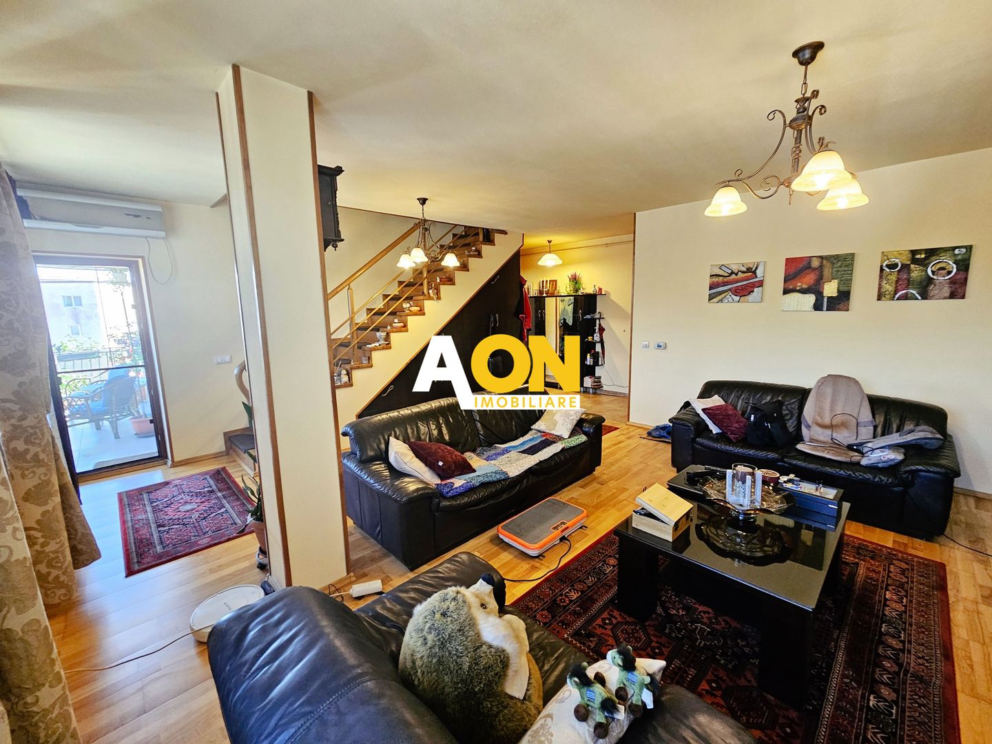 Apartament 3 camere, 111 mp utili, cu garaj, Cetate - Poză 2