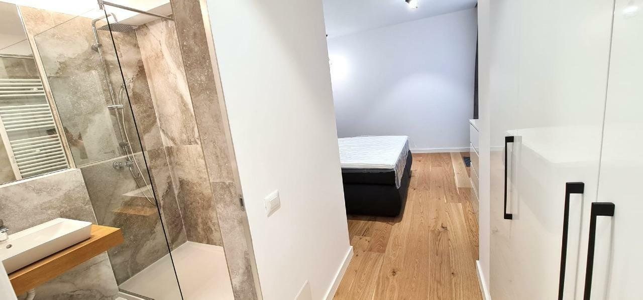 Inchiriere apartament 3 camere si 2 locuri parcare | Nusco City - Poză 9