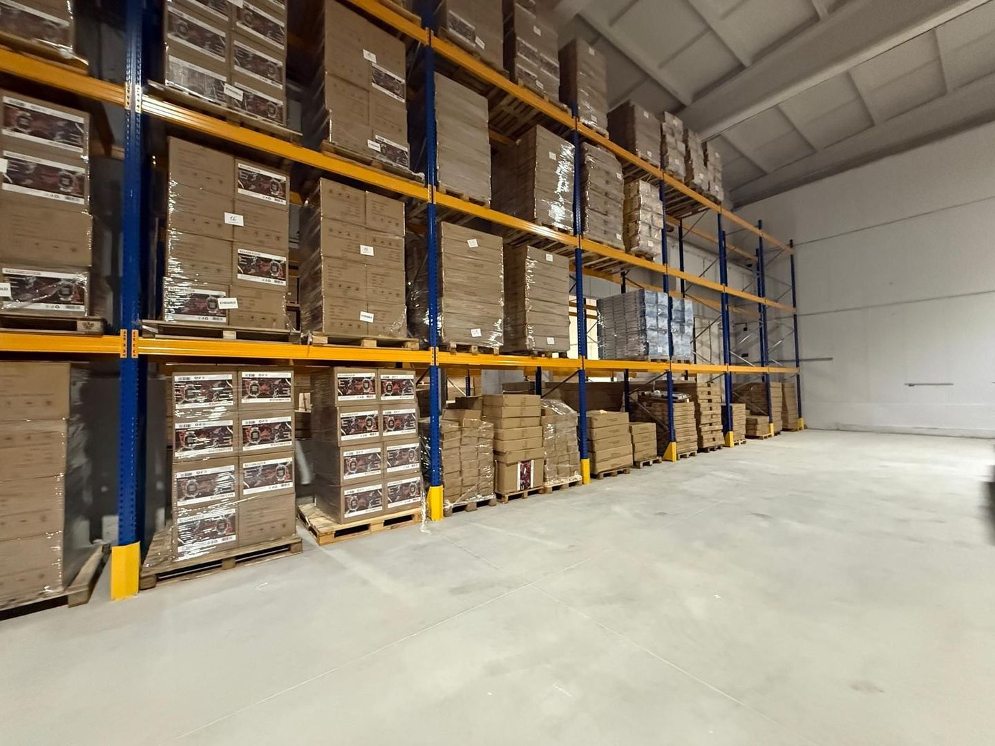 Hală industrială de închiriat – 2.000 mp – București, sector 3 - Poză 8