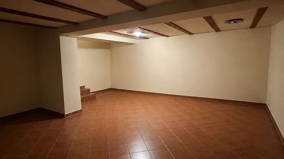 Casă 300 mp în Micești | Teren 2.026 mp | 4 dormitoare - Poză 11