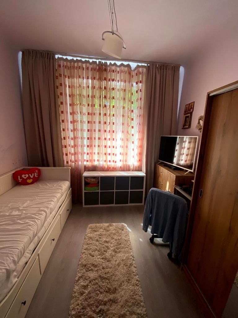 Casa  vila de vanzare cotroceni Zona Dr Leonte Anastasievici - Poză 2