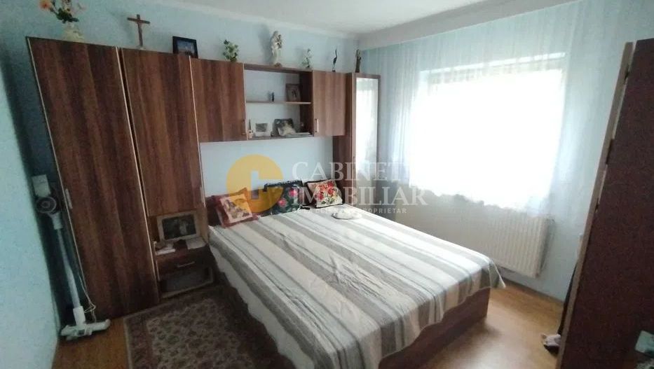 3 Camere Decomandat - Etaj 1 -Frumoasa - Bloc 1984 - Poză 2