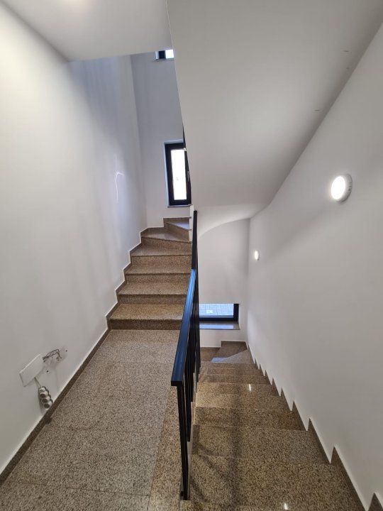 Vila P+2 in Parcul Tineretului - constructie 2021 - ansamblu inchis - Poză 11